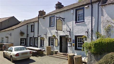 Lake District residents raise £400k to buy Bampton pub - BBC News