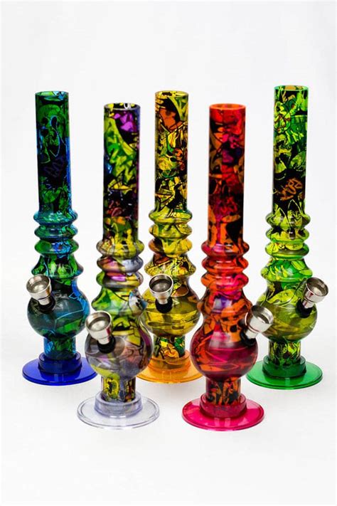 Acrylic water pipe – Mile High Glass Pipes