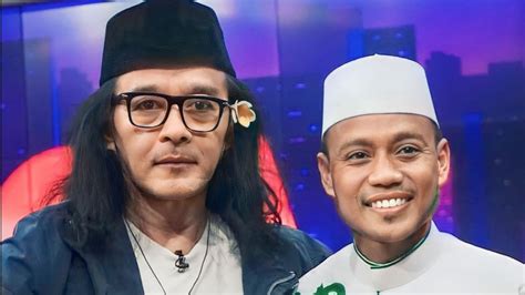 Sujiwo Tejo Minta Bujuk Dirinya Salat, Jawaban Ustaz Dasad Latif Ini Bikin Semua Terdiam