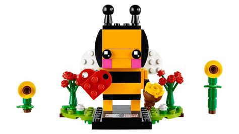 Bee Mine! A LEGO Valentine's Day Tale - GeekDad