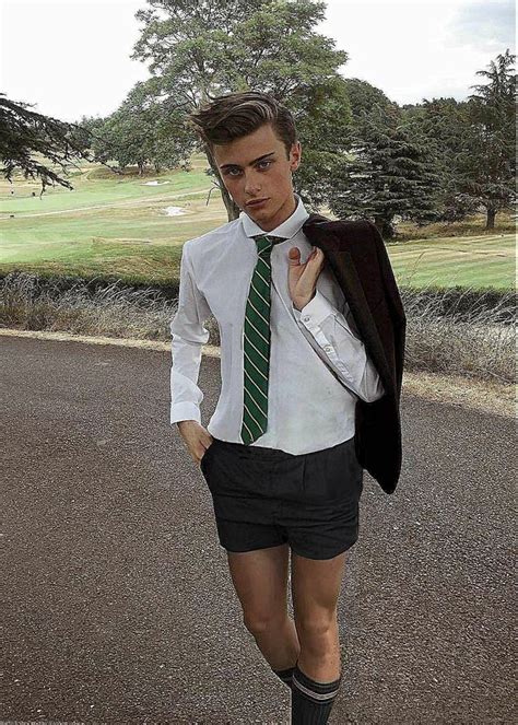 Pin by 🐈‍⬛ on New Mutants | Boys school outfits, School picture outfits, Boys school uniform shorts