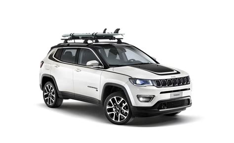 Jeep Compass Gets Over 70 Exclusive Accessories from Mopar