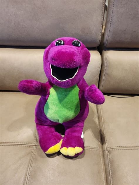 Singing barney plushed toy- i love you song, Hobbies & Toys, Toys & Games on Carousell