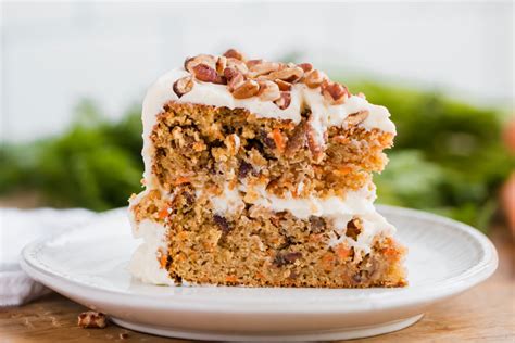 {Sugar-free} Low Carb Keto Carrot Cake made w/ Almond Flour- Ketofocus