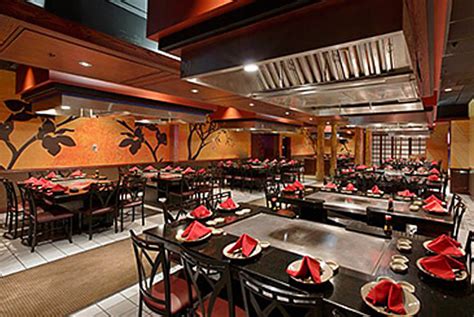 Sushi & Japanese Steakhouse - North Little Rock, AR Restaurant | Benihana