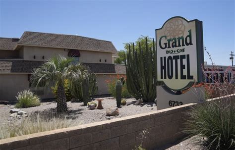 Mesa council reaches vote before purchase of hotel for homelessness services