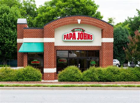 Papa John’s Menu Prices With Calories [Updated June 2024] - TheFoodXP