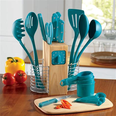 25-Piece Cutlery and Utensil Set | Utensil set, Colored kitchen ...