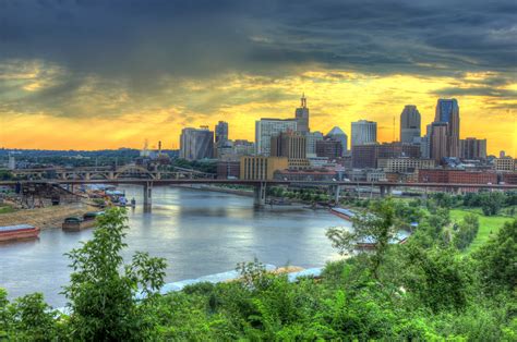 River Through the City in St. Paul, Minnesota image - Free stock photo ...