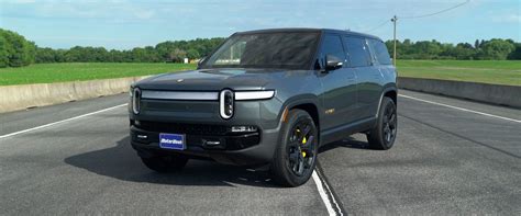 2023 Rivian R1S - MotorWeek