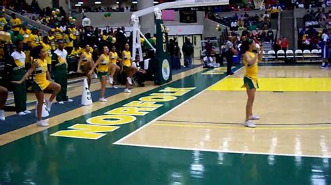 Norfolk State Cheerleaders - YouTube