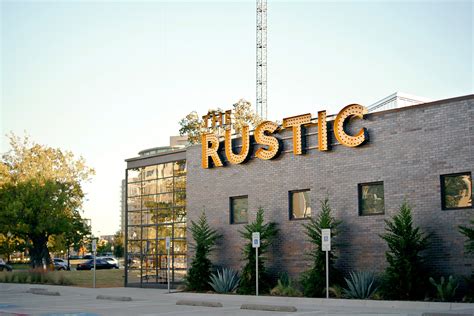 Pop-Up at The Rustic (Dallas) – Fletcher's Original Corny Dogs