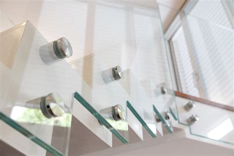 What You MUST Consider When Installing Glass Railing on Stairs