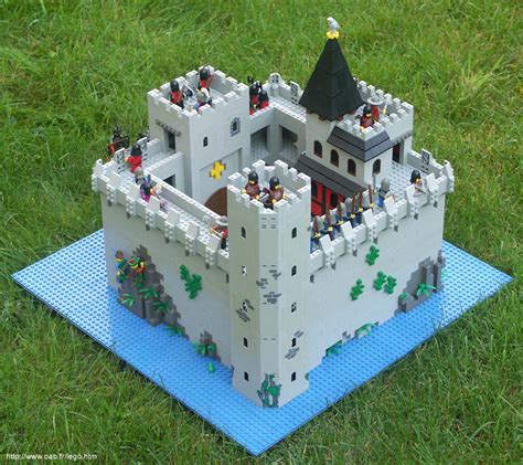 Chateau Saint-Bernard : le chateau Lego d'Emmanuel Bernard