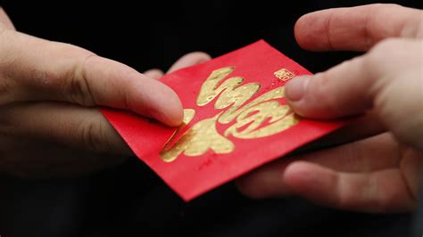 Over 8 billion “red envelopes” were sent over WeChat during Chinese New Year — Quartz