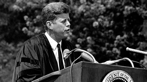 President John F. Kennedy's "Peace Speech" - YouTube