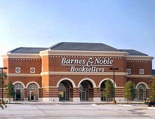 Barnes & Noble Bookstore in Lincoln Park, TX | Barnes & Noble