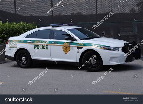 Miami dade police department : 65 images, photos et images vectorielles ...