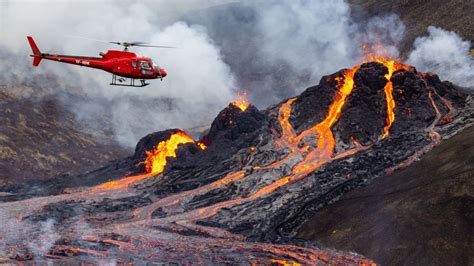 Icelandic volcano erupts for first time in 6,000 years – Eye on the Arctic