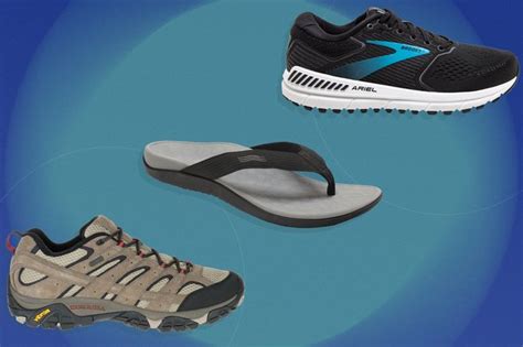 The 11 Best Shoes for Flat Feet of 2024, According to a Podiatrist | livestrong