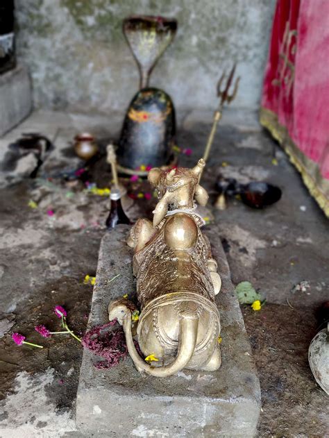 Inside Boodha MadhyaMaheshwar Temple : Photos, Diagrams & Topos : SummitPost