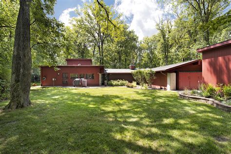 GONE! Cedar & Stone MCM Ranch in Riverwoods – Modern Illinois