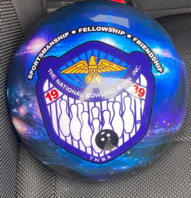 CUSTOM BOWLING BALLS