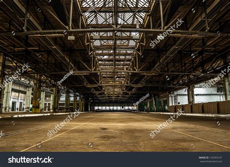 Industrial Interior Vehicle Repair Station Stock Photo 133763147 | Shutterstock