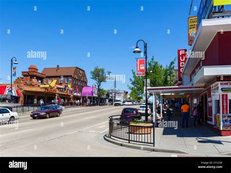 Broadway (Main Street), Wisconsin Dells, Wisconsin, USA Stock Photo - Alamy