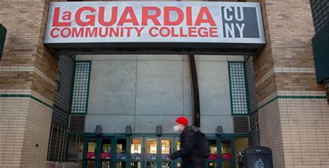 CUNY Community Colleges Contend With Plunging Enrollment – The 74