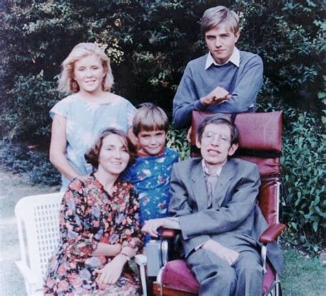 Stephen Hawking: Biography, Wife, Children, books, quotes, movie, death, disease, inventions ...