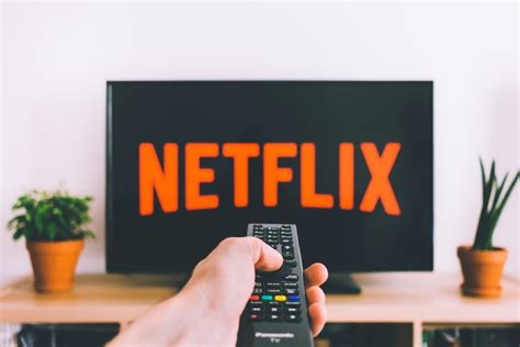 Netflix Suffers Outage, Streaming Service Down for Thousands of Users ...