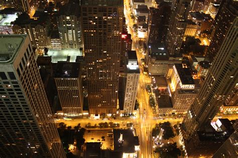 A Guide to Chicago Nightlife - Luxe Beat Magazine