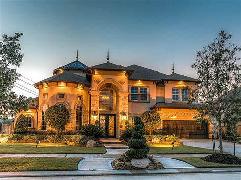 The cost of a 5,000-square-foot home in Houston & its suburbs, compared