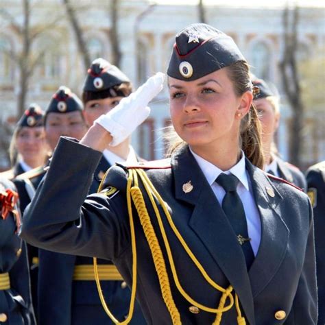 Female Russian Police That Look Great In Uniform (40 pics)