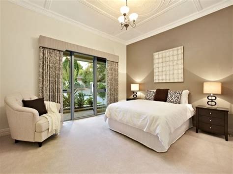 17 Exceptional Bedroom Designs With Beige Walls