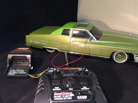 SNOOP DOGG 1974 CADILLAC 'SNOOP DeVILLE' RC CAR - RARE | #1812262446