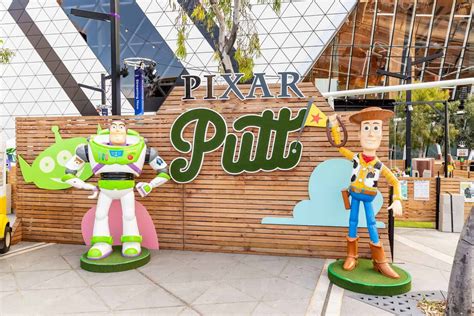 Pixar Inspired Mini Golf PIXAR PUTT • WDW Vacation Tips