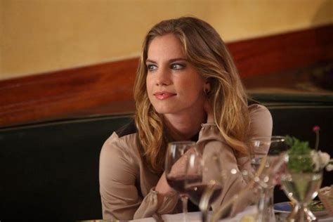 Guest star Anna Chlumsky as Jocelyn Paley in "Law & Order SVU"