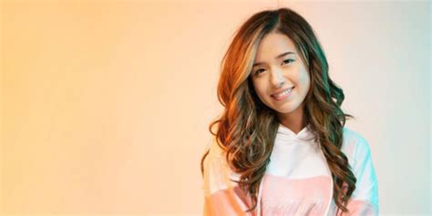 Pokimane Apologizes for Using AAVE Language