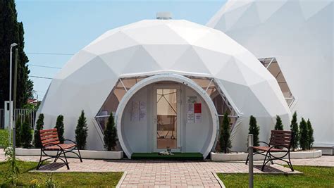 A dome tent - advantages and benefits • Dome4home