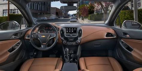 Technology in the 2019 Chevy Cruze | Libertyville Chevrolet, Inc.