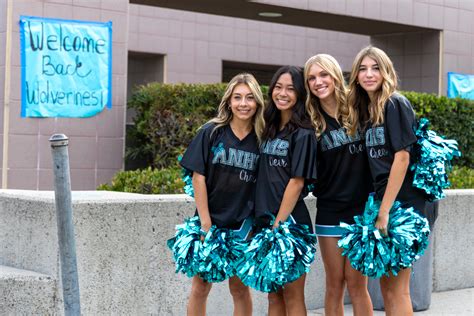 Aliso Niguel High welcomes students back to school - CUSD Insider