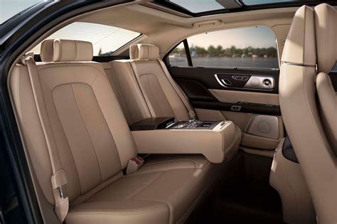 Lincoln Continental Interior Shreveport LA | Rountree Lincoln