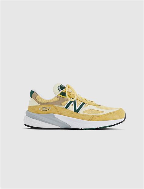 990V6 "PALE YELLOW"