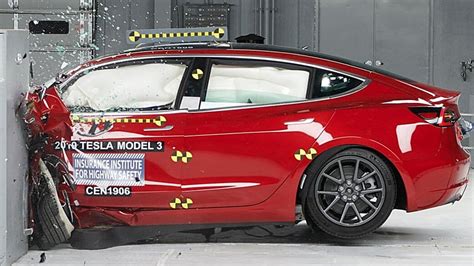 Tesla Crash Test Footage Shows 3 Things, Which Make Tesla a Safe Car ...