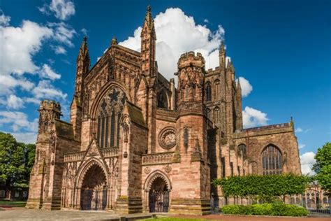 Hereford Cathedral, Herefordshire Travel Guide