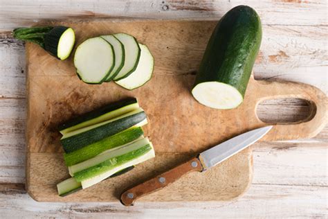 9 Sensational Ways To Compare A Zucchini Vs Cucumber - CookThink