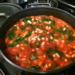 Kale, Tomato, and Cannellini Bean Soup Recipe - Edible Communities