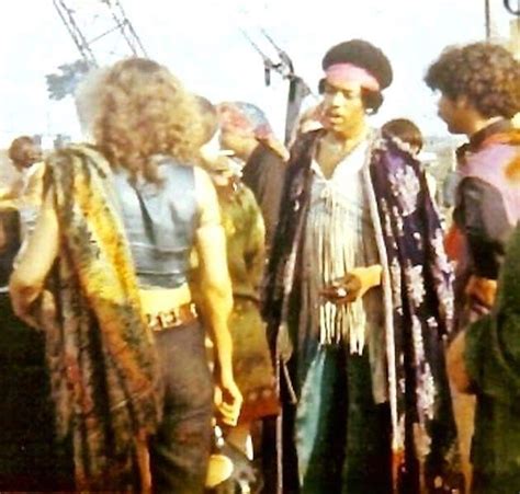 Jimi Hendrix Woodstock 1969 | Jimi hendrix, Jimi hendrix woodstock ...